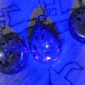 Glowing Teardrop Pendant Necklace